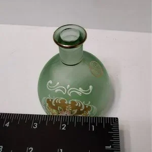 Sc Line Italy Same Cristalleerie | Accents | Sc Line Italy Green Glass Bud Vase Art ...